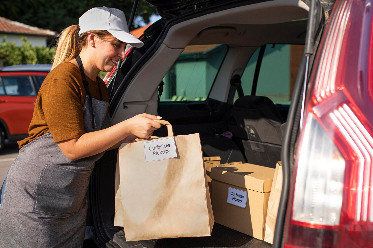 Personal Pickup & Delivery Services | HANDL